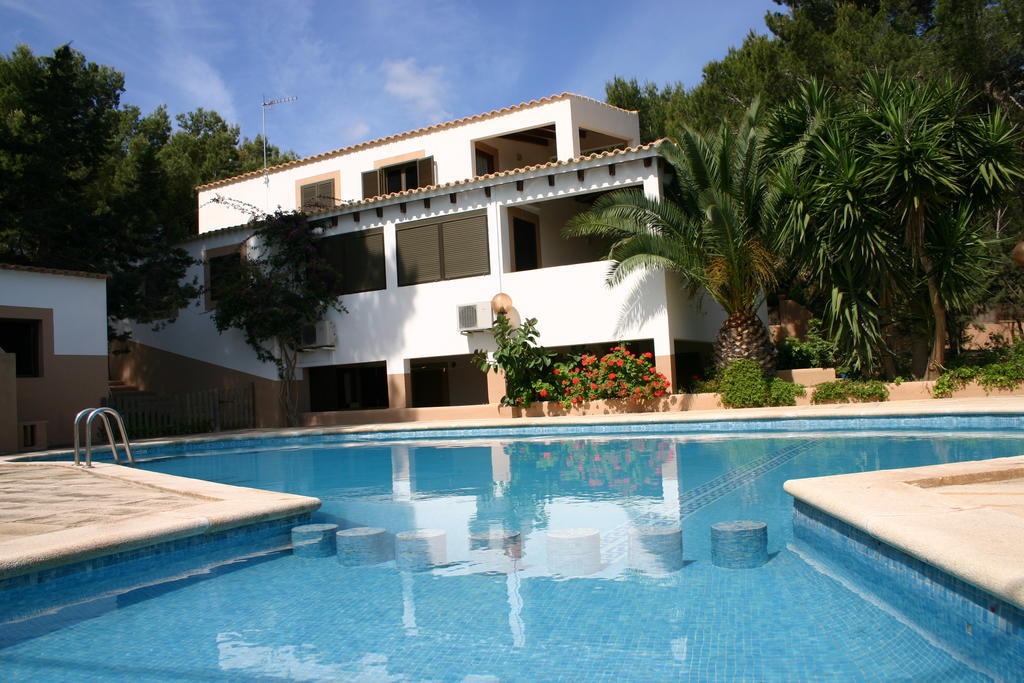 Viviendas Turisticas Vacacionales Allida Platja de Migjorn Eksteriør billede